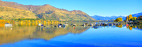 Lake Wanaka from the waterfront Wanaka