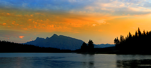 Jack Lake and Rocky Mountains, near Banff, Alberta, Canada
