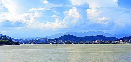 Jinshan bridge over the Han river. Chaozhou, Guangdong Province, China