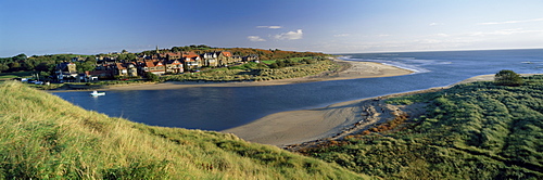 Village of Alnmouth with River Aln flowing into the North Sea, fringed by beaches, near Alnwick, Northumberland, England, United Kingdom, Europe