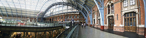 St Pancras Station