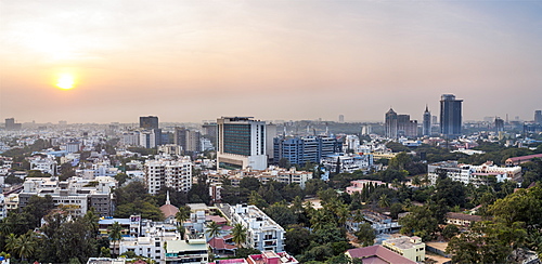 City skyline, Bangalore (Bangaluru), capital of the state of Karnataka, India, Asia