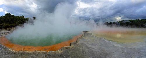 Steaming Champagne Pool, Hot Spring, Waiotapu Geothermal Wonderland, Rotorua, North Island, New Zealand, Oceania