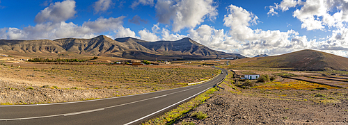 View of winding road and landscape near Antigua, Antigua, Fuerteventura, Canary Islands, Spain, Atlantic, Europe