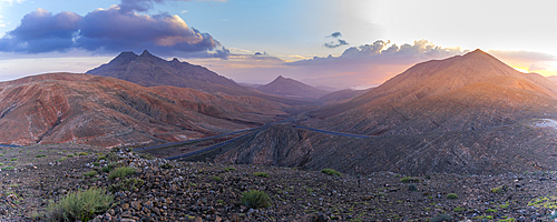 View of road and mountains from Astronomical Viewpoint Sicasumbre at sunset, Pajara, Fuerteventura, Canary Islands, Spain, Atlantic, Europe