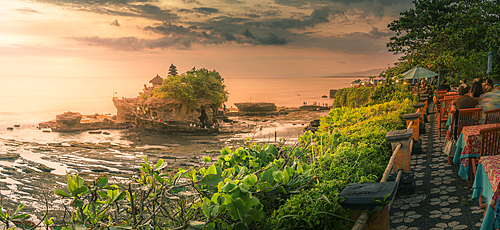 View of Tanah Lot, traditional Balinese temple at sunset, Beraban, Kediri, Tabanan Regency, Bali, Indonesia, South East Asia, Asia