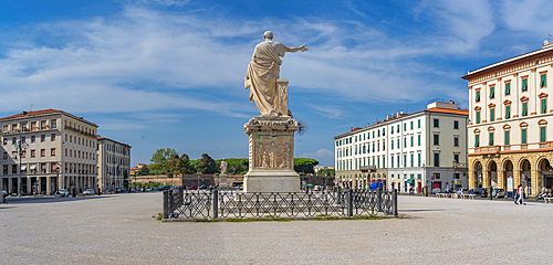 View of Ferdinando III statue in Piazza della Repubblica, Livorno, Province of Livorno, Tuscany, Italy, Europe