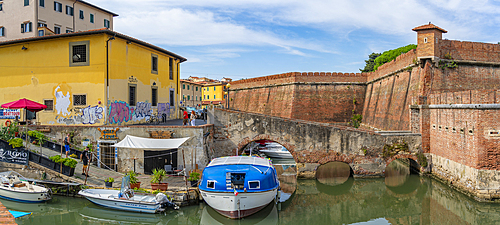 View of Nuova Fortress and canal, Livorno, Province of Livorno, Tuscany, Italy, Europe