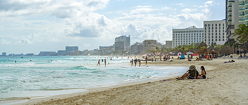 View of hotels and beach, Hotel Zone, Cancun, Caribbean Coast, Yucatan Peninsula, Riviera Maya, Mexico, North America