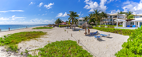 View of beach and sea at Puerto Morelos, Caribbean Coast, Yucatan Peninsula, Riviera Maya, Mexico, North America