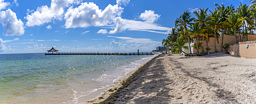 View of beach and sea at Puerto Morelos, Caribbean Coast, Yucatan Peninsula, Riviera Maya, Mexico, North America