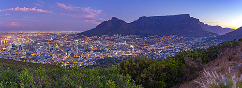 View of Cape Town and Table Mountain from Signal Hill at dusk, Cape Town, Western Cape, South Africa, Africa