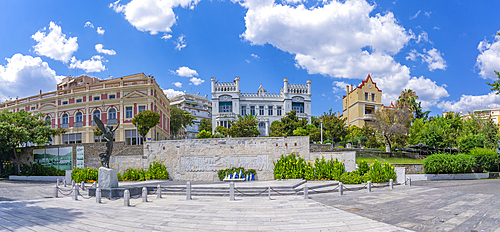 View of Town Hall and Statue of Victory & Kavala Heroes Monument, Kavala, Dimos Kavalas, Eastern Macedonia and Thrace, Gulf of Thasos, Gulf of Kavala, Thracian Sea, Greece, Europe