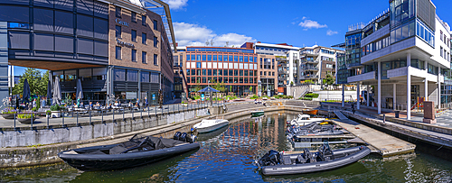 View of Bryggegangen, Aker Brygge, Oslo, Norway, Scandinavia, Europe