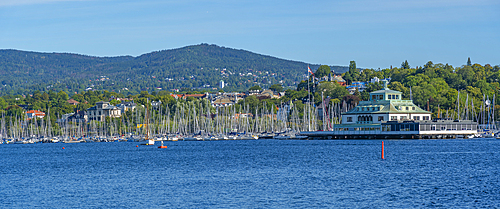 View of Cristiania Roklub and harbour boats from The Fram Museum, Bygdoynesveien, Oslo, Norway, Scandinavia, Europe