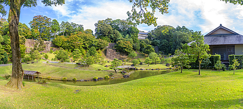 View of Gyokusenin Maru Garden in the grounds of Kanazawa Castle, Kanazawa City, Ishikawa Prefecture, Honshu, Japan