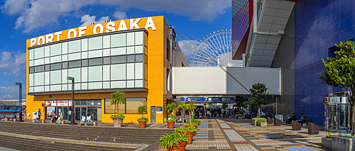 View of Port of Osaka sign and Tempozan ferris wheel, Kaigandori, Minato Ward, Osaka, Japan, Asia