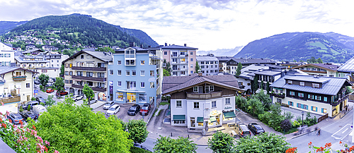 Elevated view of Zell am See at dusk, Zell am See, Salzburg, Austria, Europe