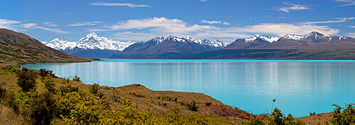 Mount Cook and Lake Pukaki, Mount Cook National Park, UNESCO World Heritage Site, Canterbury region, South Island, New Zealand, Pacific