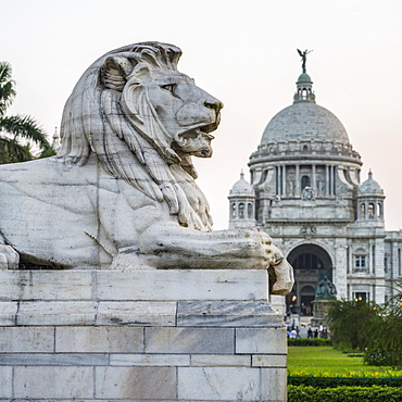 The Victoria Memorial, dedicated to the memory of Queen Victoria, Kolkata, West Bengal, India