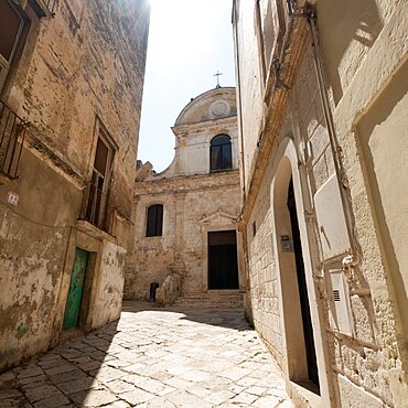 Italy, Apulia, Monopoli, Stone church in old town