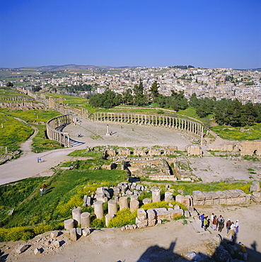 Oval Forum of the Roman Decapolis city, 1st century AD, delineated by an Ionic colonnade, Jerash, Jordan