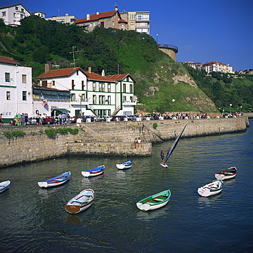 Old port at Getxo, an Atlantic resort at the mouth of the Bilbao River, Pais Vasco, Spain, Europe