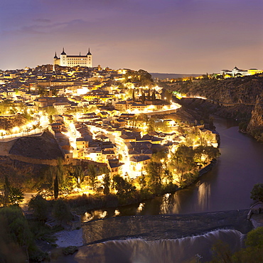 View of the River Tajo with Alcazar, Toledo, Castile-La Mancha, Spain, Europe