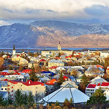 Cityscape, Reykjavik and Faxafloi Bay in the evening, Reykjavik, Iceland, Europe