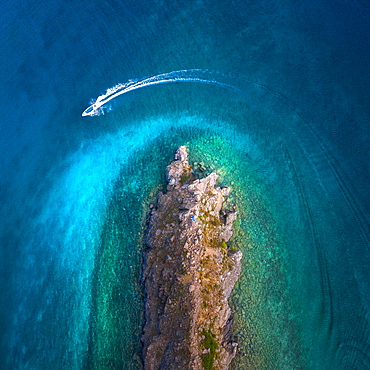 Khusliin Rock (Wish rock) in Khuvsgul Lake. Khuvsgul Province, Mongolia, Asia