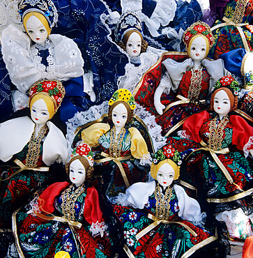 Souvenir dolls in traditional Hungarian costumes, Budapest, Hungary, Europe