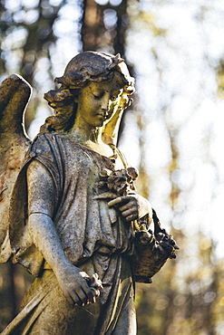 Statue of woman angel, Highgate Cemetery west, London, England, United Kingdom, Europe