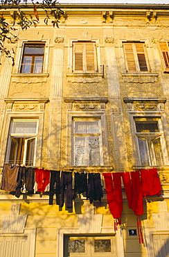 Washing line of colourful laundry in Old Town Buzet, hilltop village, Buzet, Istria, Croatia, Europe