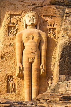 Jain images cut into the cliff rock of Gwalior Fort, Gwalior, Madhya Pradesh, India, Asia