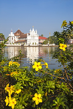 St. Mary Forane Church, Backwaters, Alappuzha (Alleppey), Kerala, India, Asia