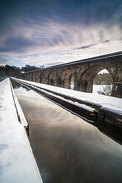 Chirk Aqueduct, Llangollen Canal across Cieriog Valley spanning England and Wales, United Kingdom, Europe