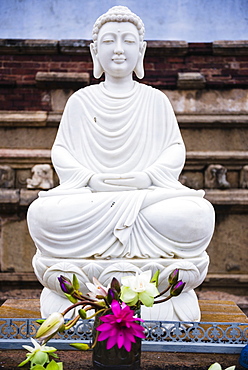 Isurumuniya Vihara, a Buddhist cave temple in the Cultural Triangle, Anuradhapura, Sri Lanka, Asia