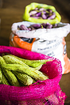 Eggplant for sale at Dambulla vegetable wholesale market, Dambulla, Central Province, Sri Lanka, Asia