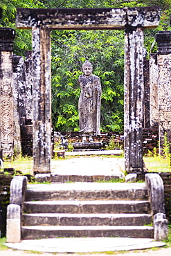 Stone Buddha statue at the Tooth Relic Chamber (Hatadage) in Polonnaruwa Quadrangle, UNESCO World Heritage Site, Sri Lanka, Asia