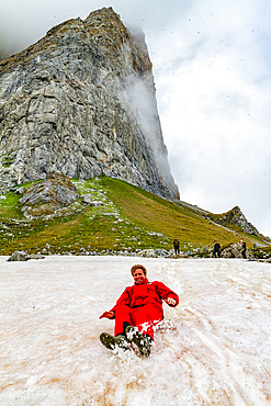 Guests from the Lindblad Expedition ship National Geographic Explorer at Hornsund (Horn Sound) in the Svalbard Archipelago, Norway.