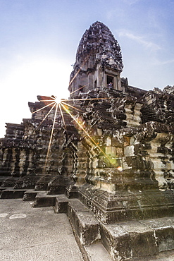 Sunrise over Angkor Wat, Angkor, UNESCO World Heritage Site, Siem Reap Province, Cambodia, Indochina, Southeast Asia, Asia 