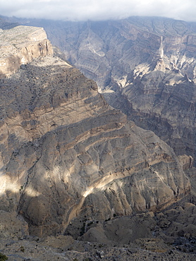 Jebel Shams, the highest mountain of the Hajar range, Sultanate of Oman, Middle East