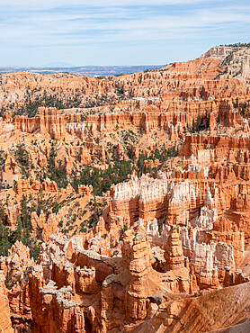 A view of the Bryce amphitheater from the rim at Bryce Canyon National Park, Utah, United States of America, North America