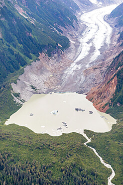 Flight seeing from Haines over the Fair-weather Range in Glacier Bay National Park, Southeast Alaska, USA.