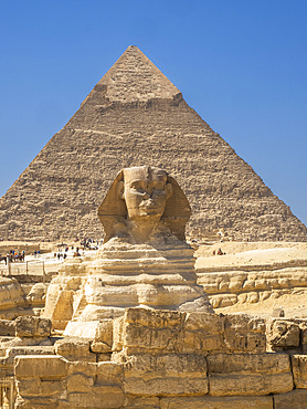 The Great Sphinx of Giza, a limestone statue of a reclining sphinx, UNESCO World Heritage Site, Giza Plateau, West Bank of the Nile, Cairo, Egypt, North Africa, Africa