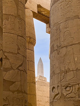 Obelisk of Hatshepsut, Karnak Temple Complex, comprises a vast mix of temples, pylons, and chapels, UNESCO World Heritage Site, near Luxor, Thebes, Egypt, North Africa, Africa