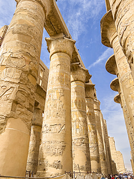 The Great Hypostyle Hall, Karnak Temple Complex, a vast mix of temples, pylons, and chapels, UNESCO World Heritage Site, near Luxor, Thebes, Egypt, North Africa, Africa