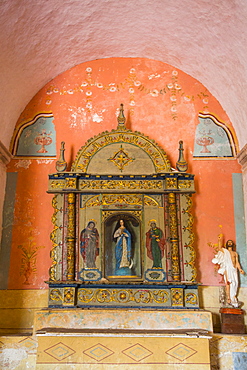 Retablo, Church of the Virgen de la Asuncion (formerly a convent), Route of the Convents, Mama, Yucatan, Mexico