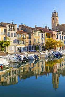 The Harbour at Martigues, Martigues, Bouches du Rhone, Provence-Alpes-Cote d'Azur, France, Western Europe