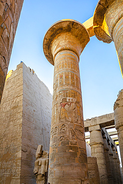 Pillars of the Great Hypostyle Hall at Karnak Temple, Luxor, Thebes, UNESCO World Heritage Site, Egypt, North Africa, Africa